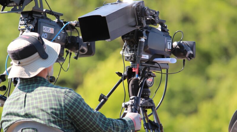Bruce Willis ve Jason Momoa aynı projede!
