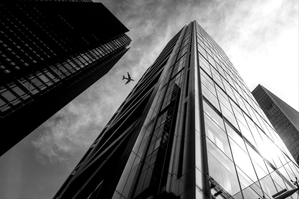 Skyscraper’dan poster yayınlandı