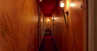 El Royale’de Zor Zamanlar’dan Türkçe altyazılı fragman