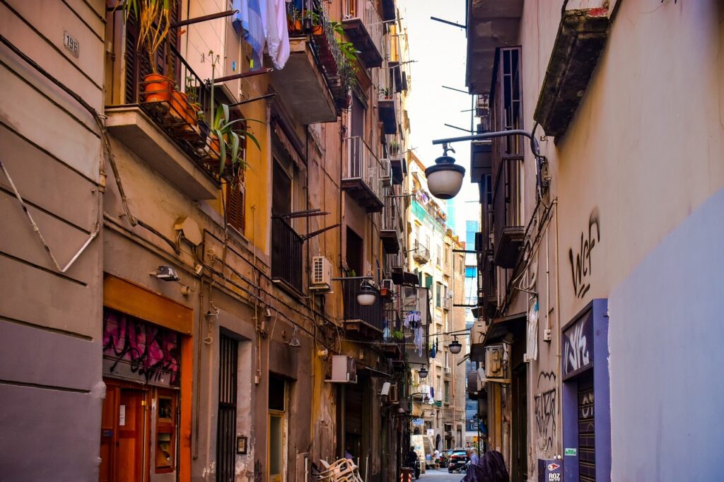 Ferzan Özpetek’in yeni filmi Napoli’nin Sırrı’ndan Türkçe altyazılı fragman geldi