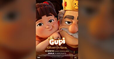 Gupi ve Gülmeyen Kral afişi