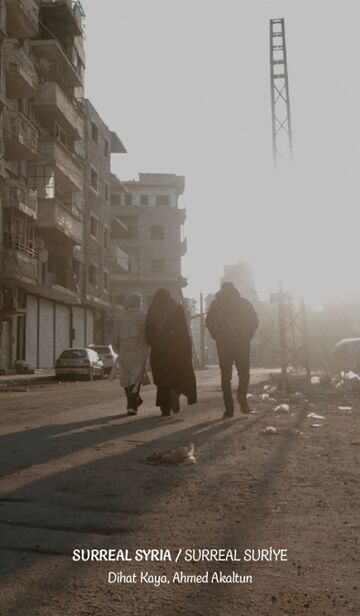 Surreal Suriye afişi
