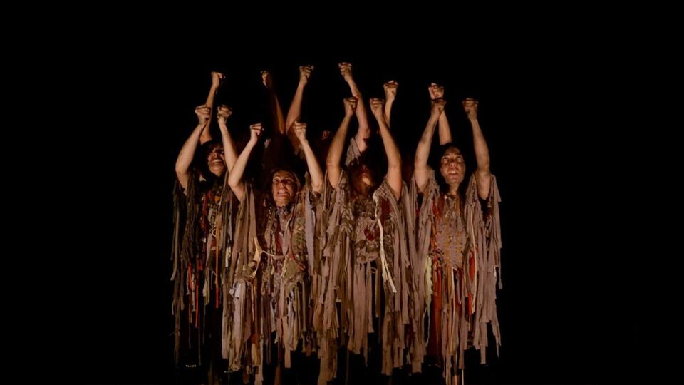 Macbeth’in Cadıları Bir De Bizden Dinleyin sahne fotoğrafı 1