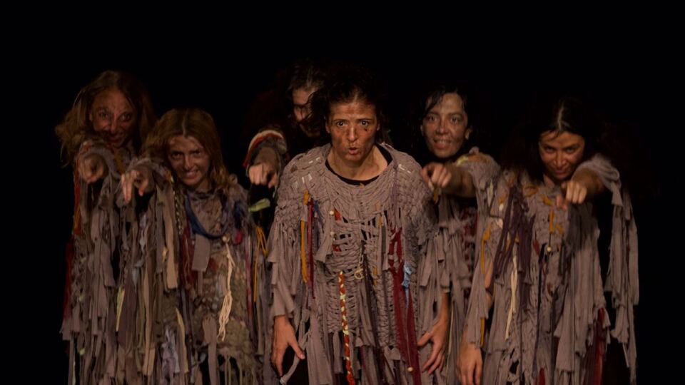 Macbeth’in Cadıları Bir De Bizden Dinleyin sahne fotoğrafı 3