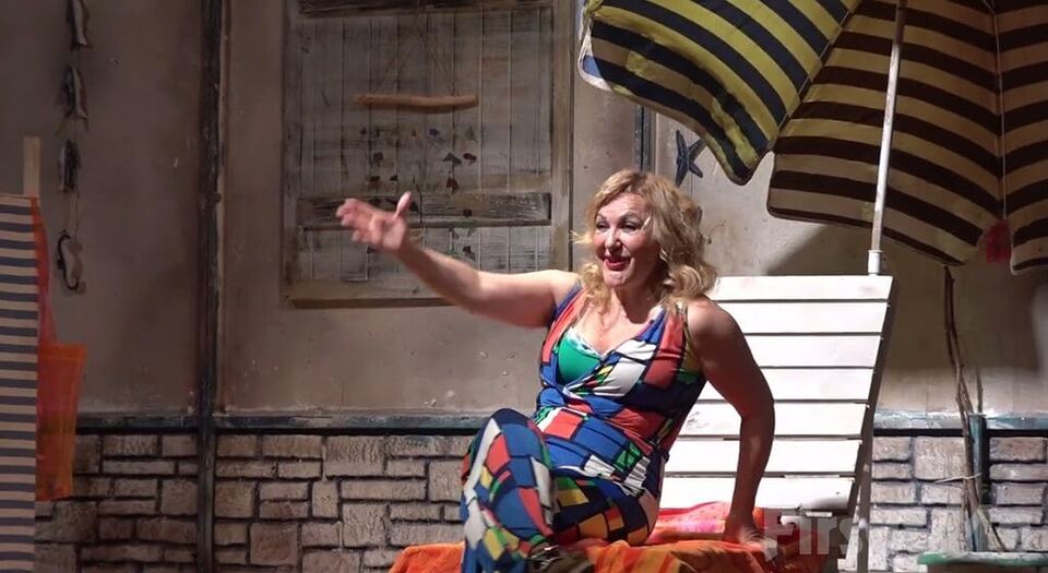 Shirley Valentine – Sumru Yavrucuk sahne fotoğrafı 3