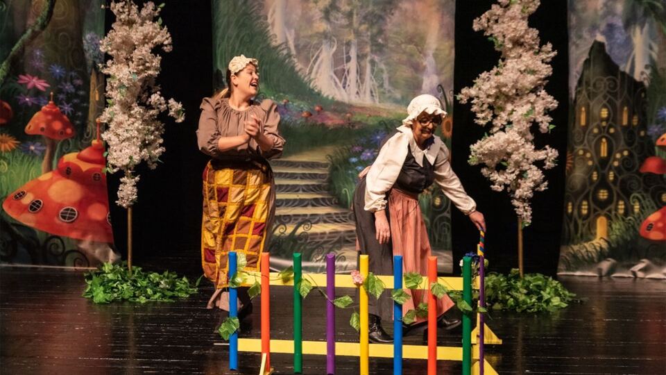Hansel ve Gretel Doğa Dostları sahne fotoğrafı 1