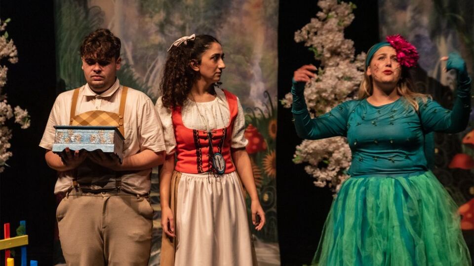 Hansel ve Gretel Doğa Dostları sahne fotoğrafı 3