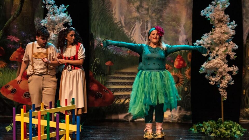 Hansel ve Gretel Doğa Dostları sahne fotoğrafı 4