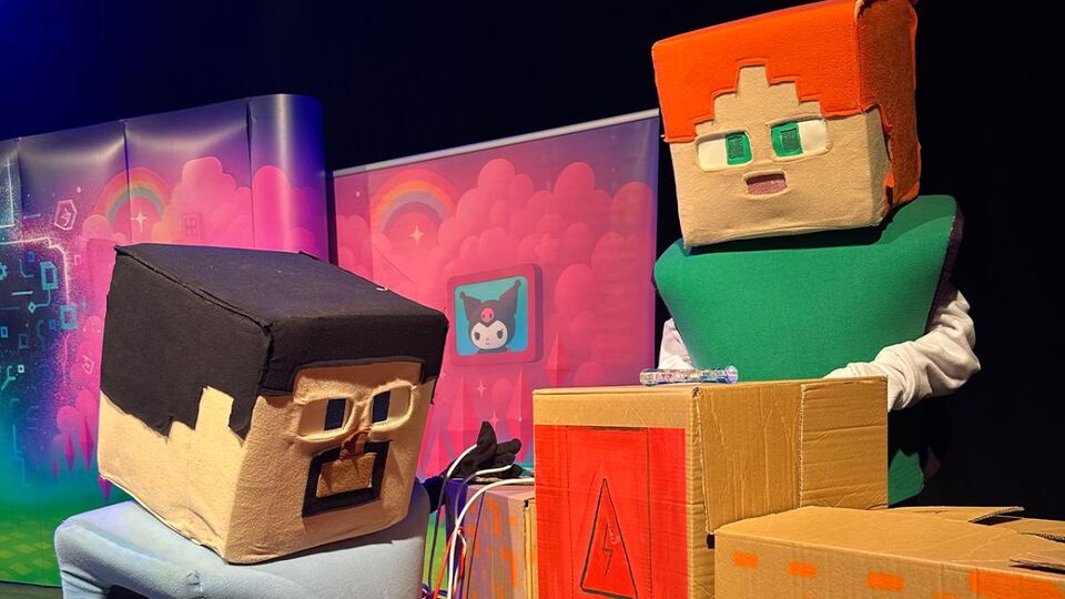 Minecraft ile Kuromi Büyük Macera sahne fotoğrafı 3