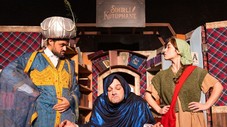 Sihirli Kütüphane sahne fotoğrafı 1